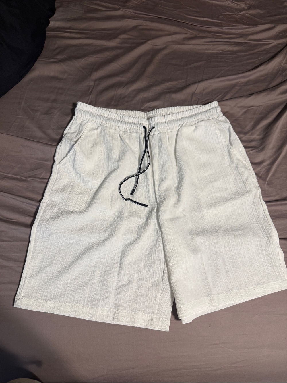 Men's White & Black (2 pairs) Drawstring Casual Shorts